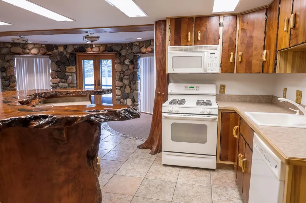 6340 Wolf Road Burnside Township, MI 48416