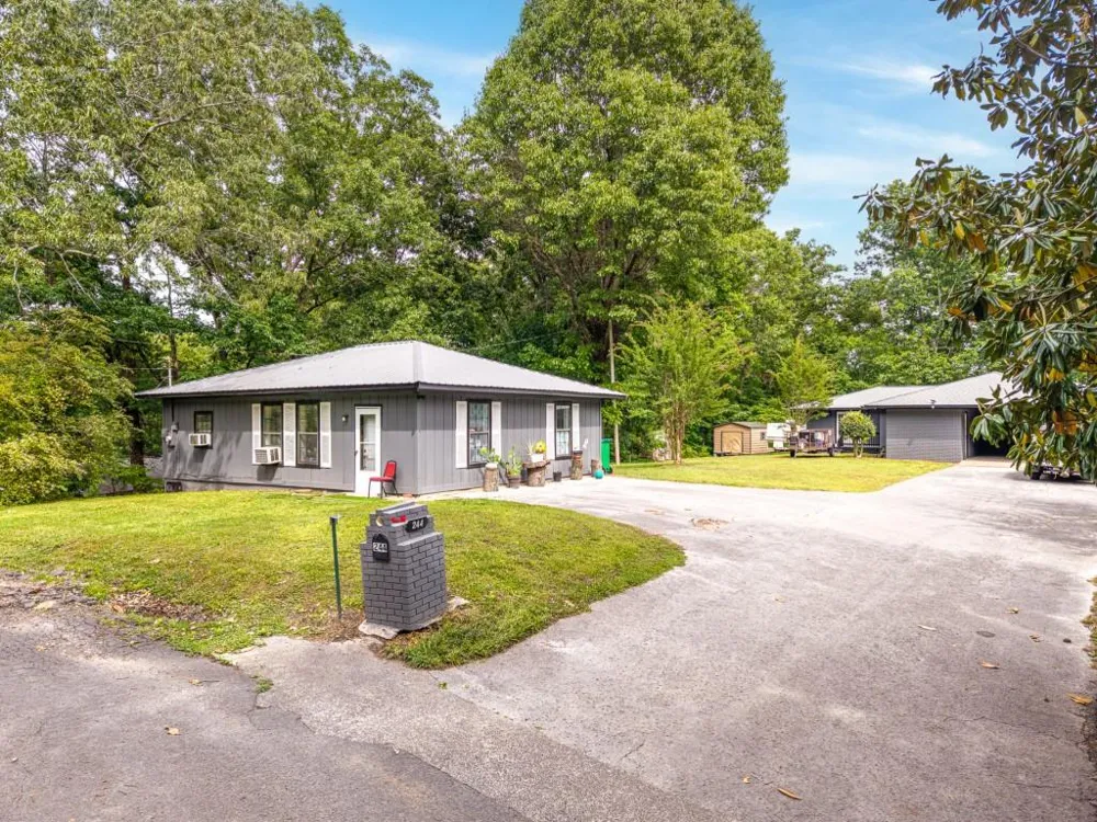 244 Forest Hill Road SW Dalton, GA 30720