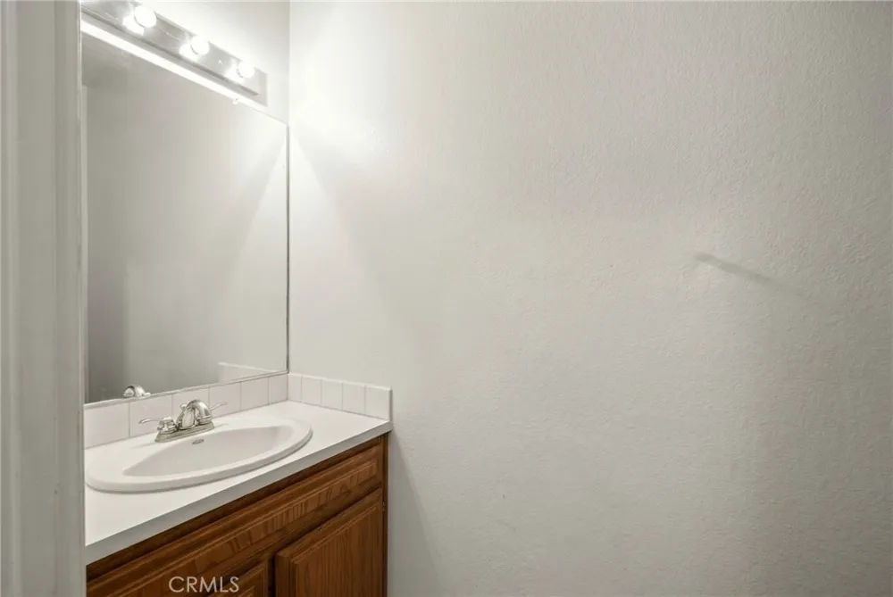 35675 Peppertree Agua Dulce, CA 91390