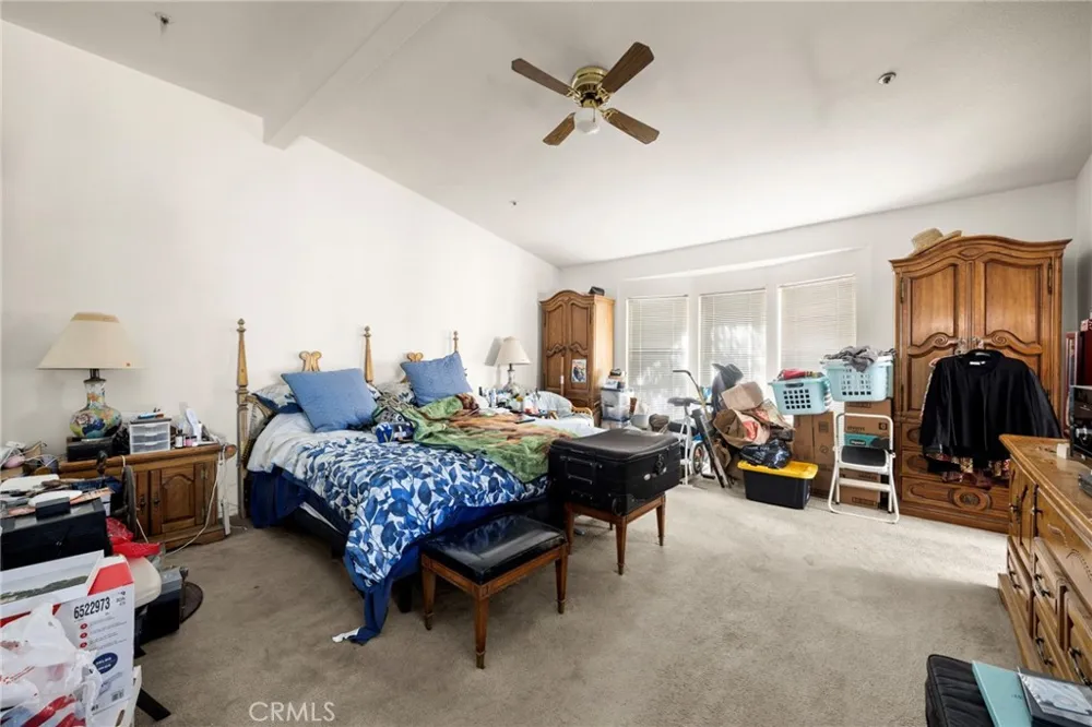 35675 Peppertree Agua Dulce, CA 91390