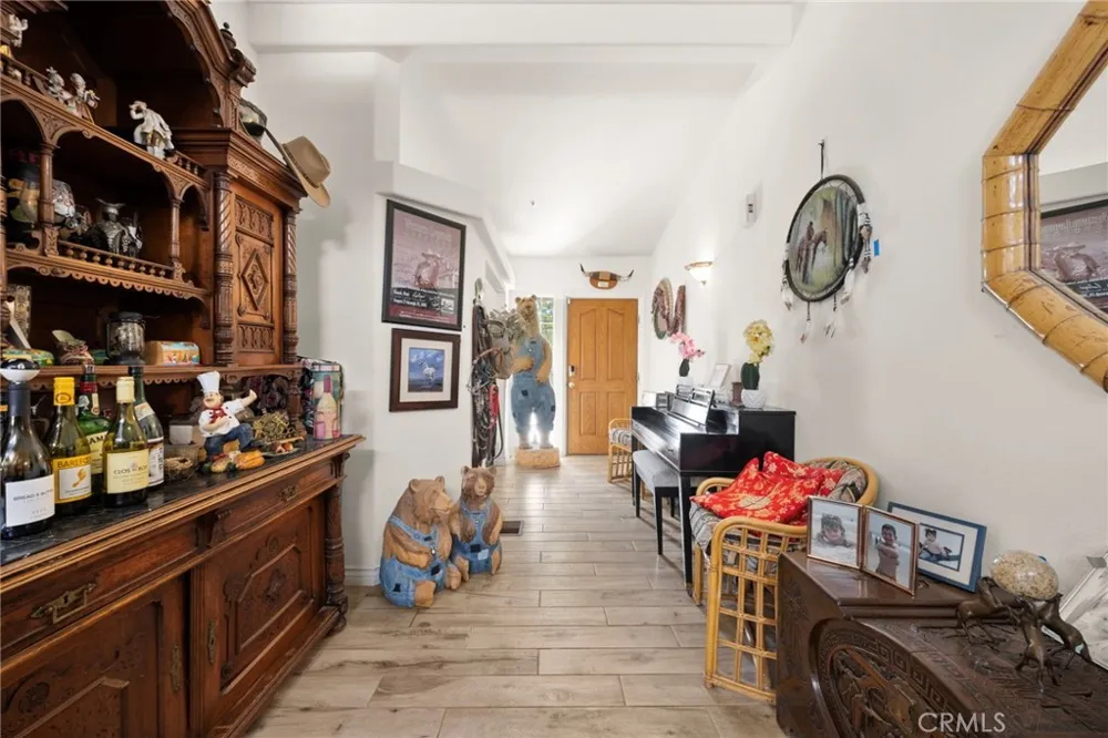 35675 Peppertree Agua Dulce, CA 91390