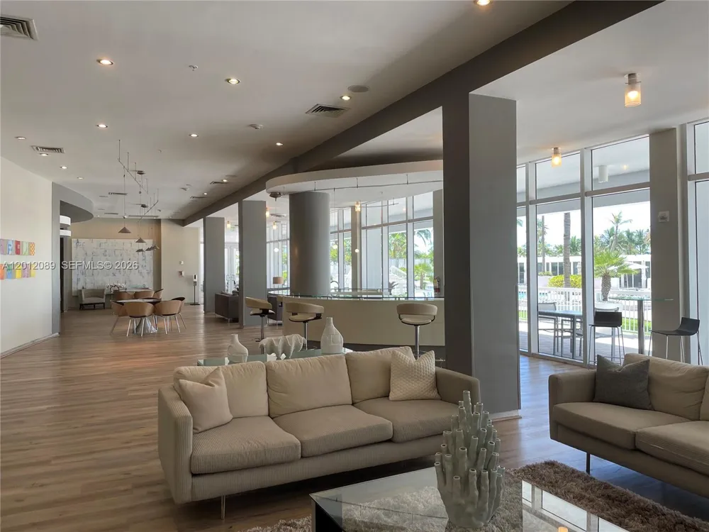 10275 Collins Ave #602 Bal Harbour, FL 33154