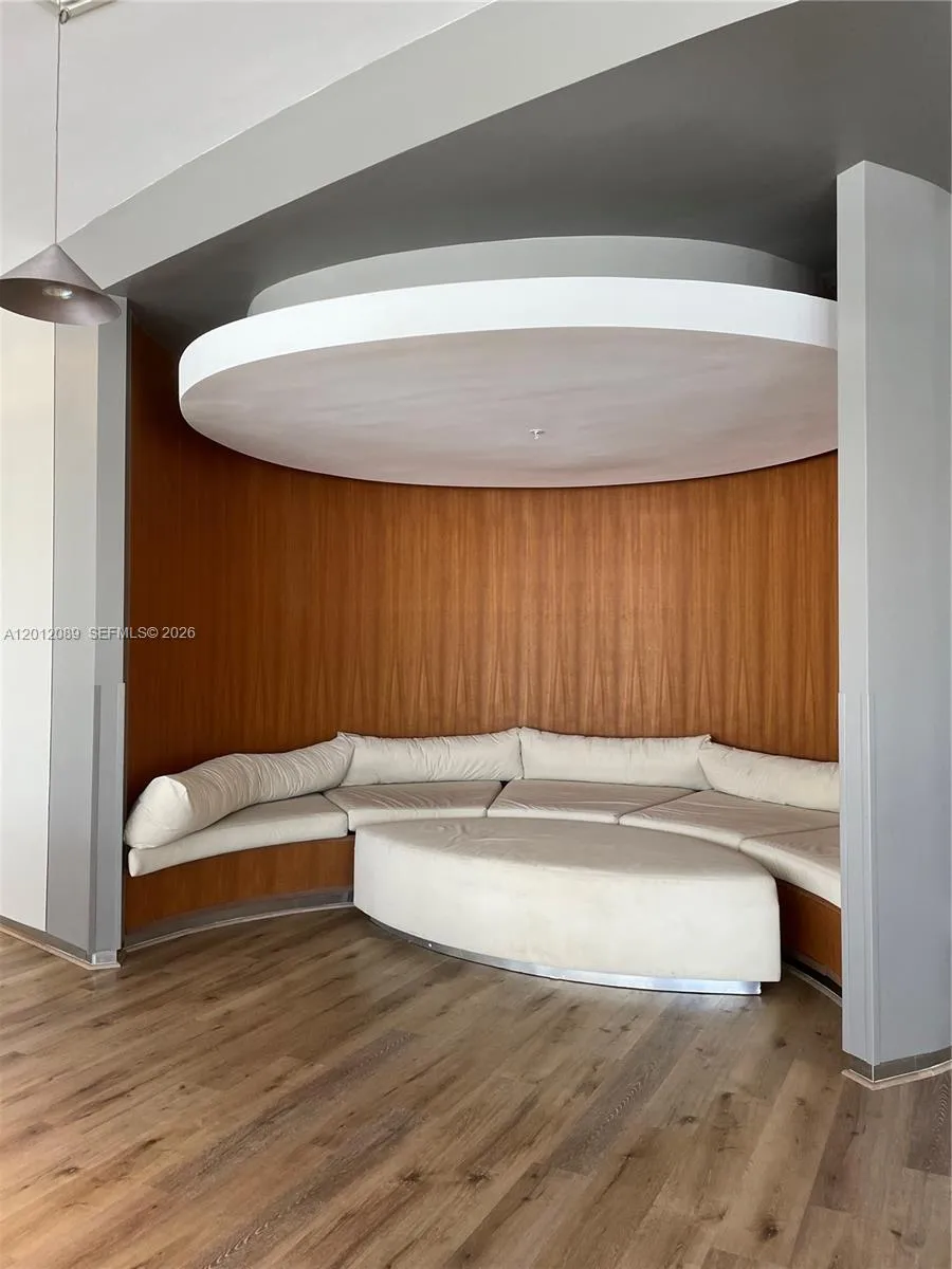 10275 Collins Ave #602 Bal Harbour, FL 33154