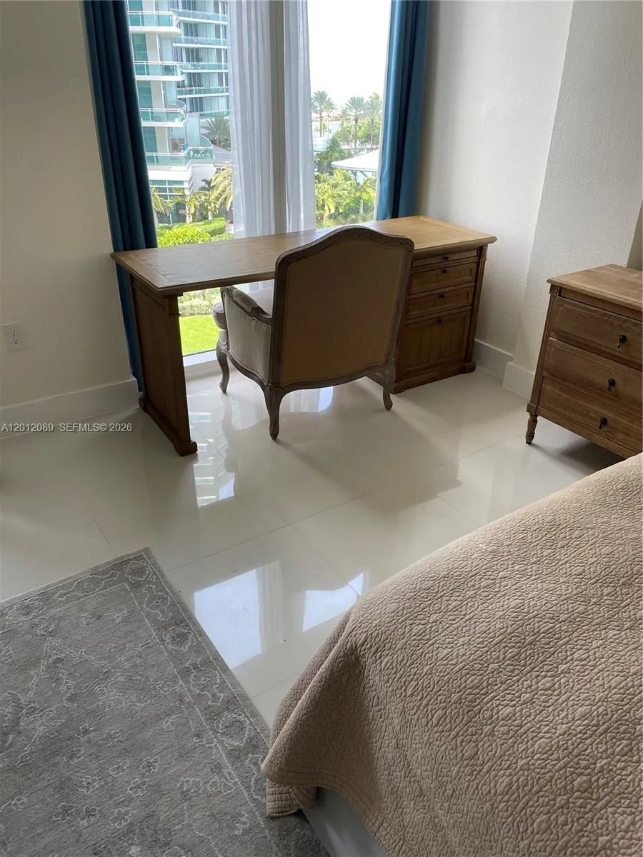 10275 Collins Ave #602 Bal Harbour, FL 33154