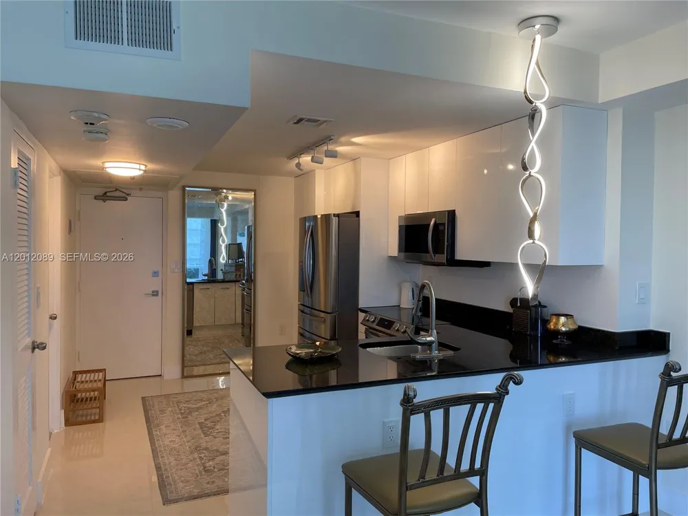 10275 Collins Ave #602 Bal Harbour, FL 33154