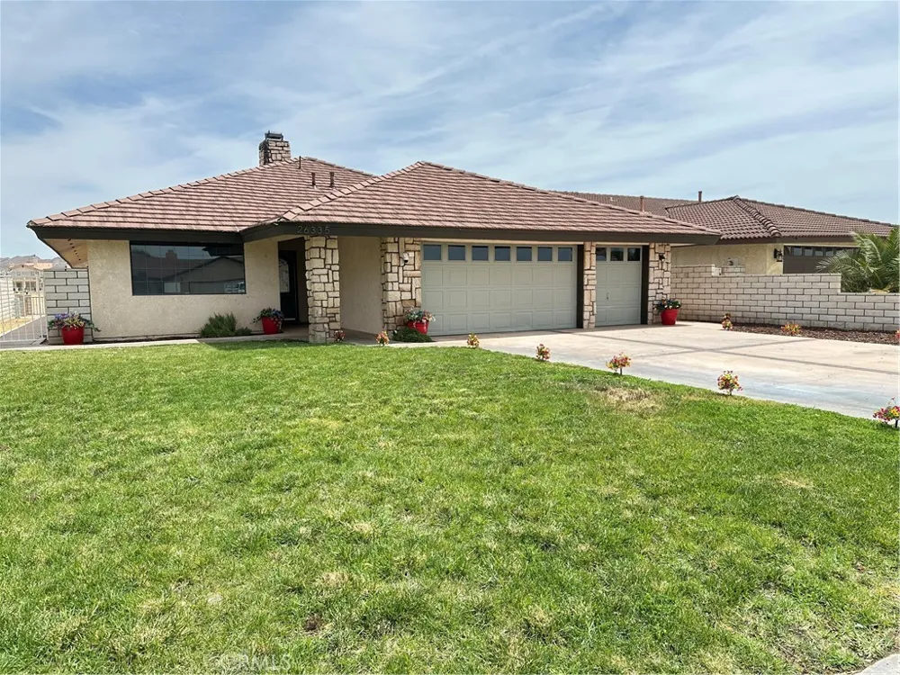26335 Catamaran Lane Helendale, CA 92342