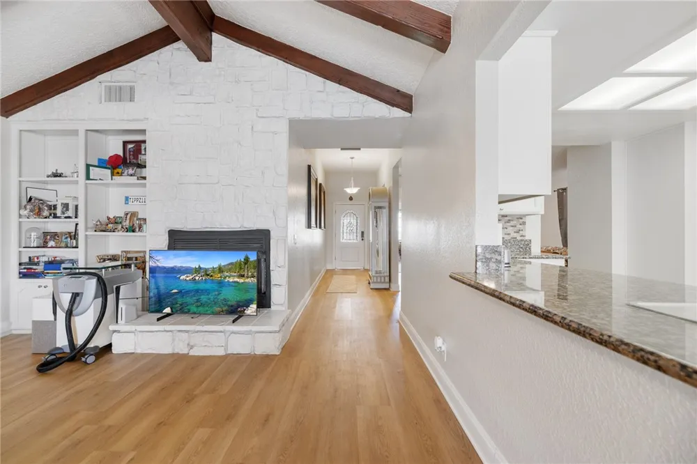 26335 Catamaran Lane Helendale, CA 92342