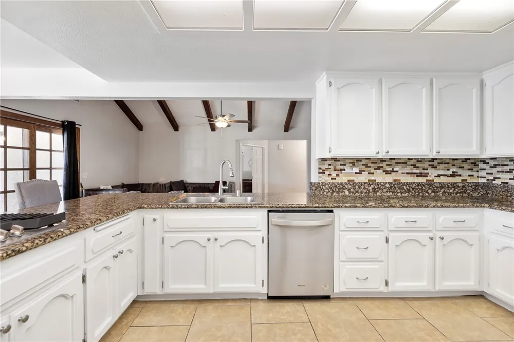 26335 Catamaran Lane Helendale, CA 92342