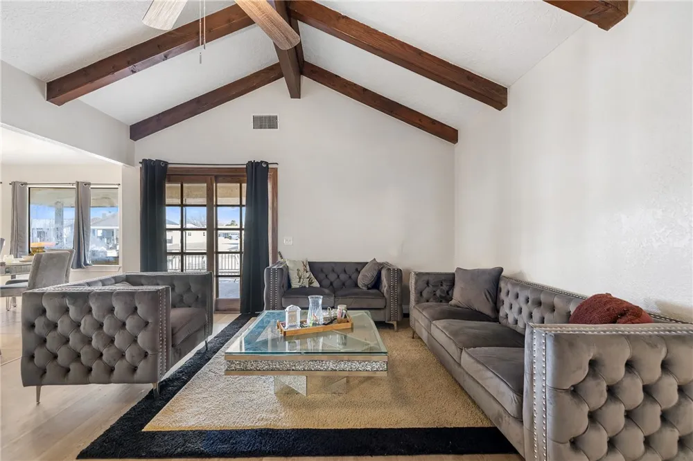 26335 Catamaran Lane Helendale, CA 92342