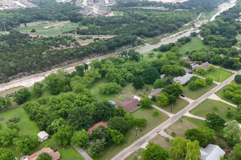 1007 S Gabriel Drive Leander, TX 78641