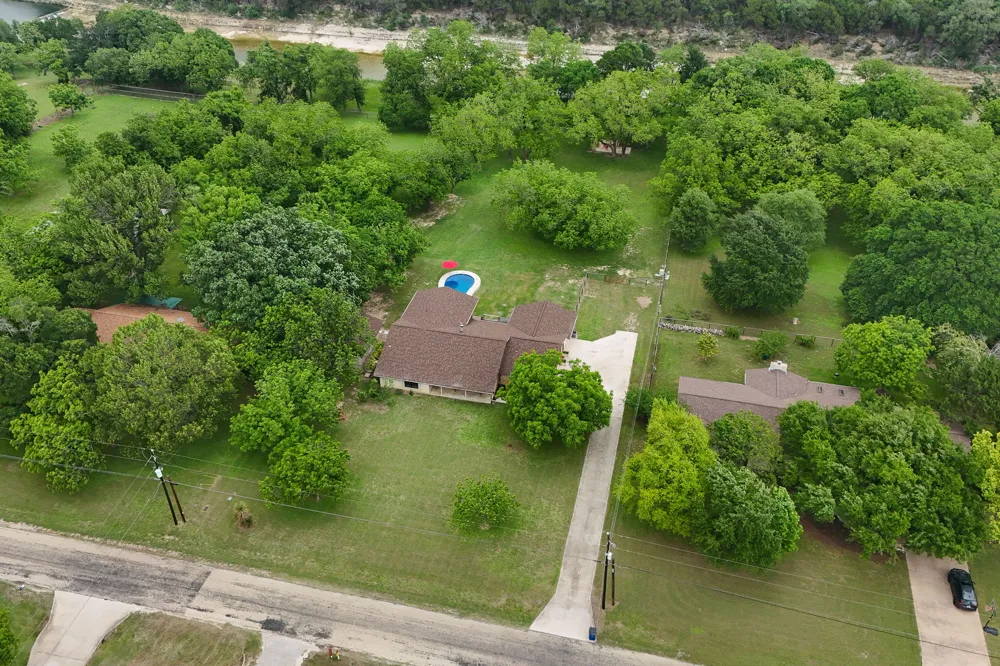 1007 S Gabriel Drive Leander, TX 78641