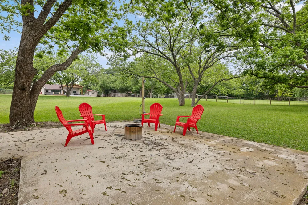 1007 S Gabriel Drive Leander, TX 78641