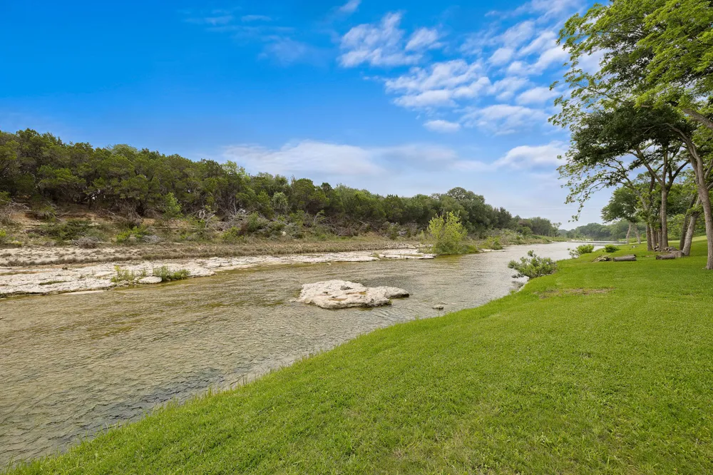 1007 S Gabriel Drive Leander, TX 78641
