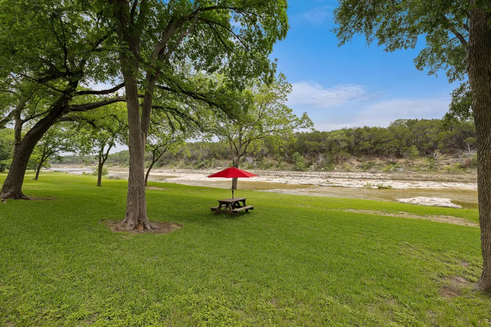 1007 S Gabriel Drive Leander, TX 78641