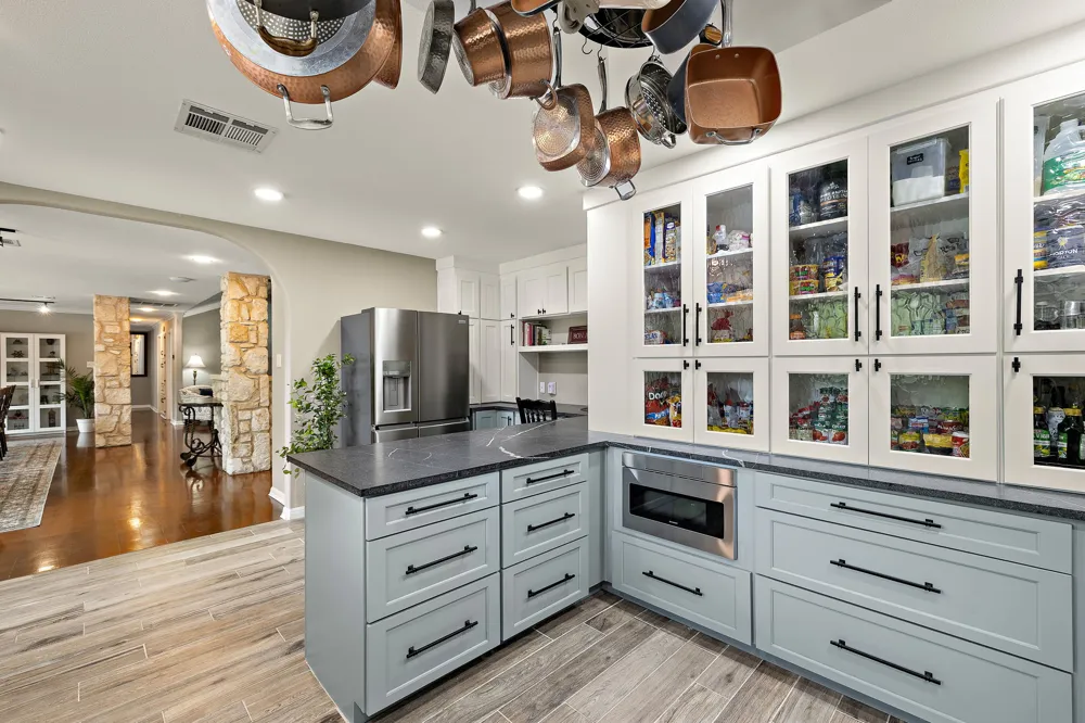 1007 S Gabriel Drive Leander, TX 78641