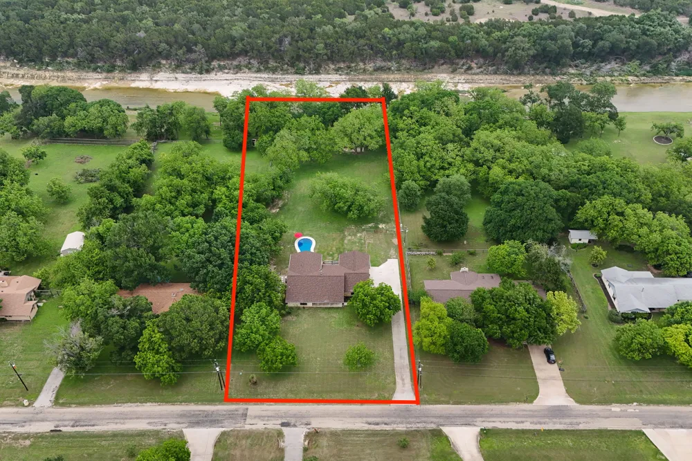 1007 S Gabriel Drive Leander, TX 78641