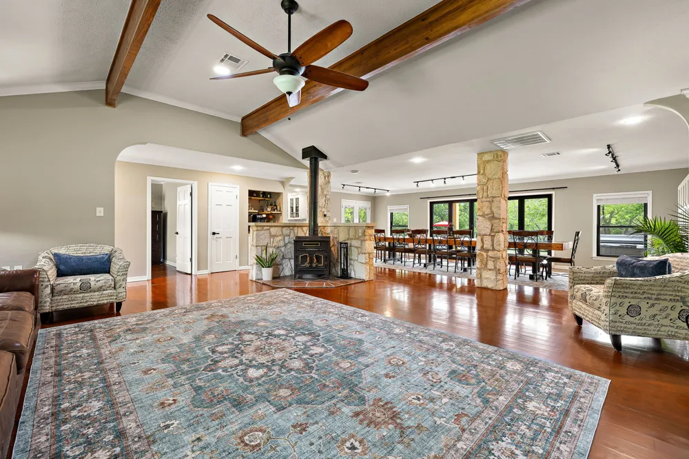 1007 S Gabriel Drive Leander, TX 78641