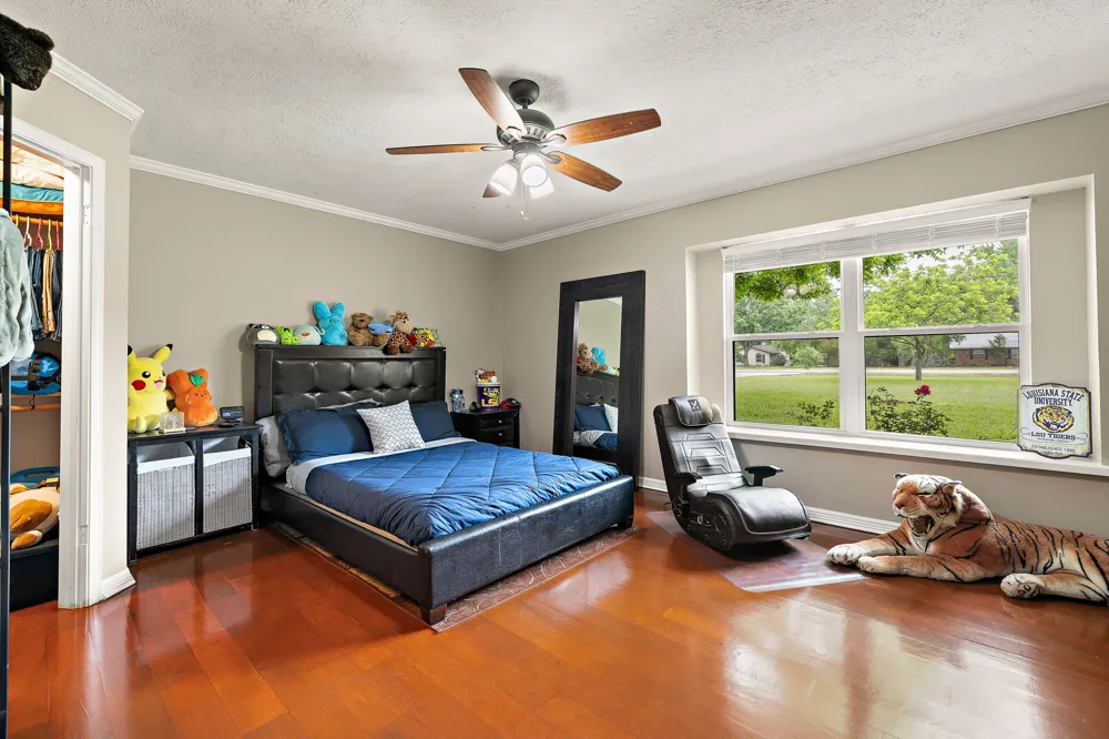 1007 S Gabriel Drive Leander, TX 78641