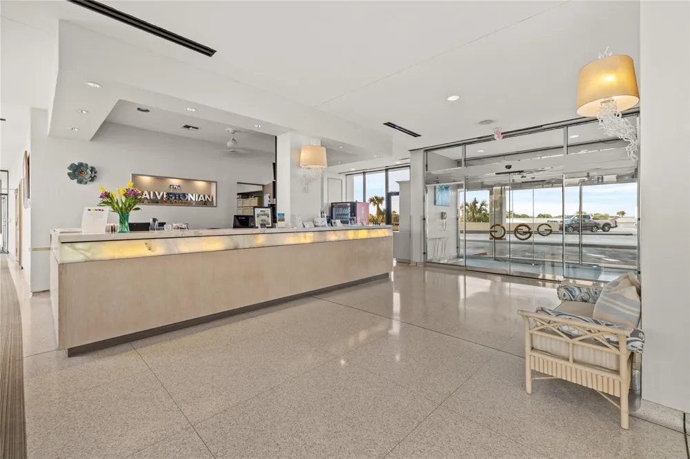 1401 E Beach Drive #1206 Galveston, TX 77550