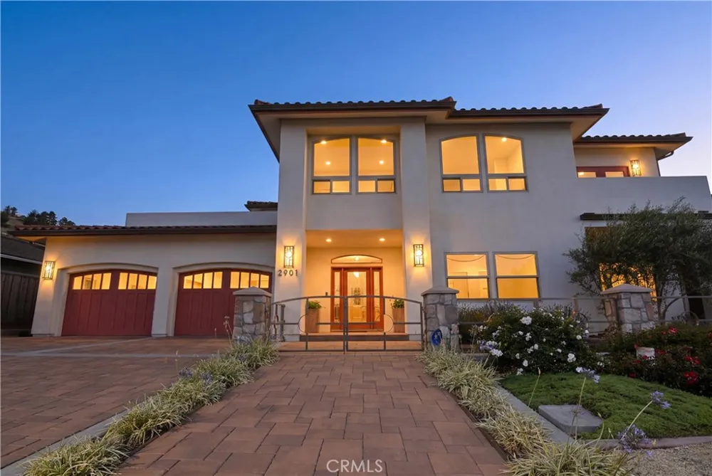 2901 Ocean Blvd. Cayucos, CA 93430