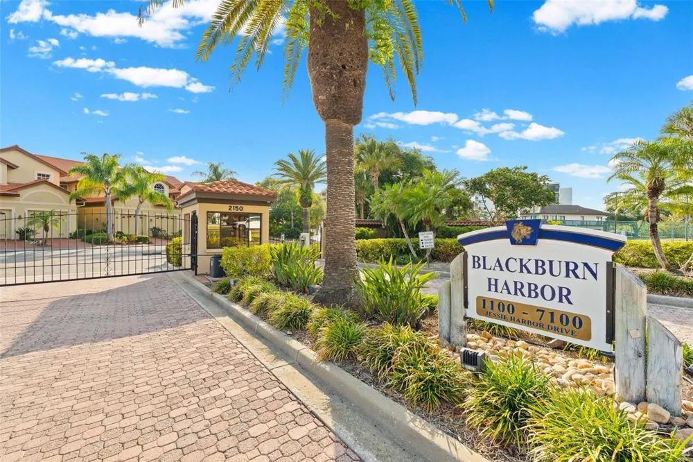 6100 JESSIE HARBOR DRIVE #202 Osprey, FL 34229