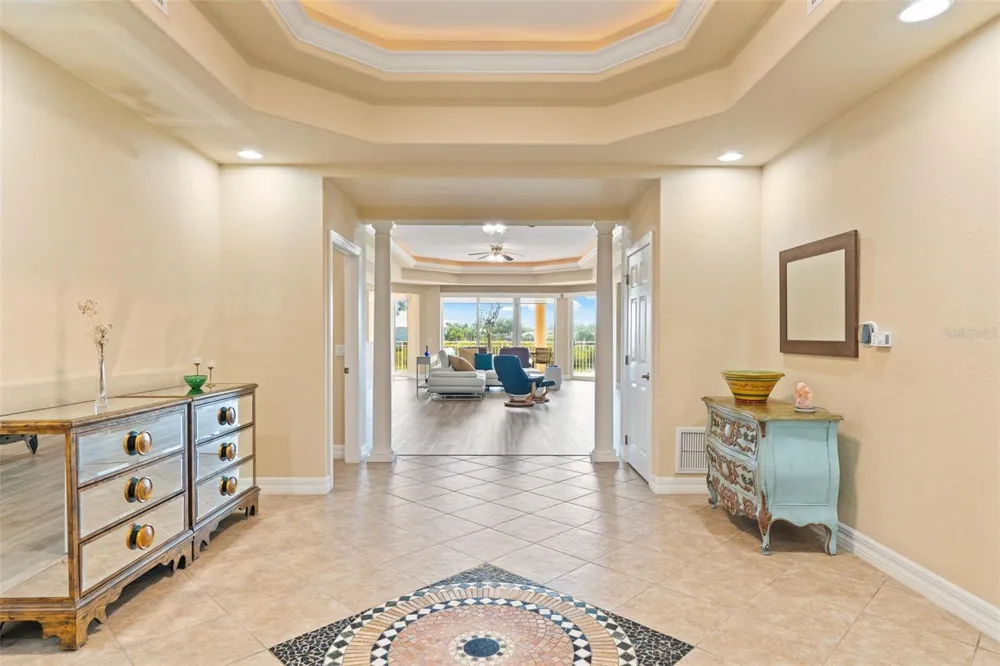 6100 JESSIE HARBOR DRIVE #202 Osprey, FL 34229