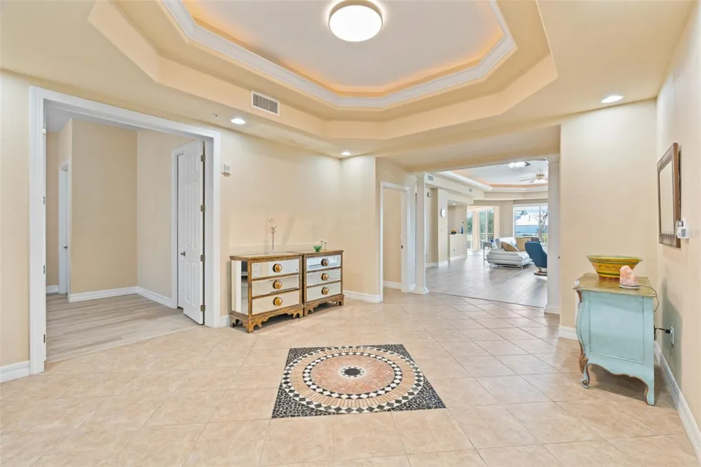 6100 JESSIE HARBOR DRIVE #202 Osprey, FL 34229