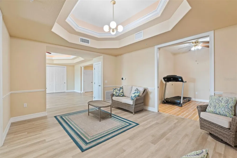 6100 JESSIE HARBOR DRIVE #202 Osprey, FL 34229
