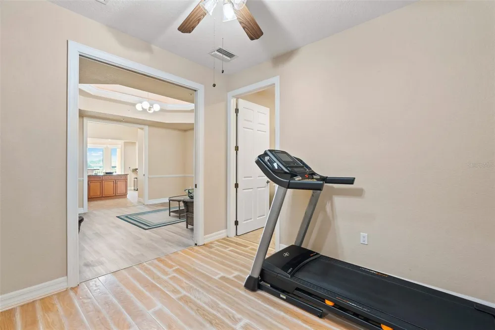 6100 JESSIE HARBOR DRIVE #202 Osprey, FL 34229