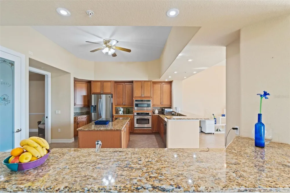 6100 JESSIE HARBOR DRIVE #202 Osprey, FL 34229