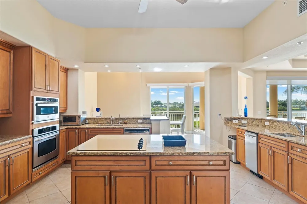 6100 JESSIE HARBOR DRIVE #202 Osprey, FL 34229