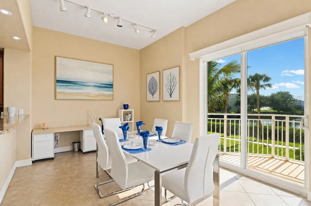 6100 JESSIE HARBOR DRIVE #202 Osprey, FL 34229