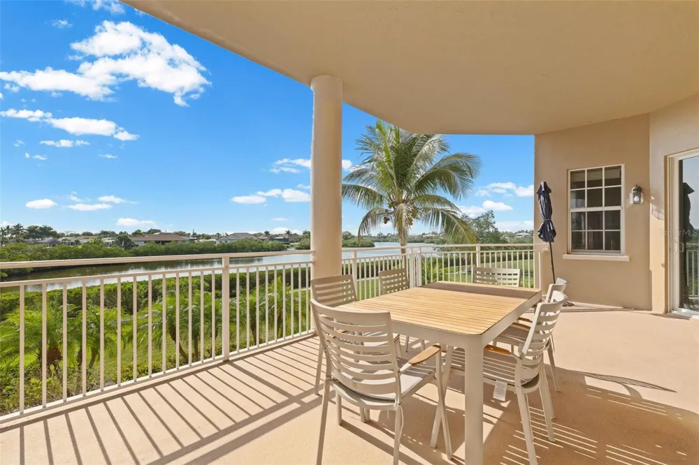 6100 JESSIE HARBOR DRIVE #202 Osprey, FL 34229