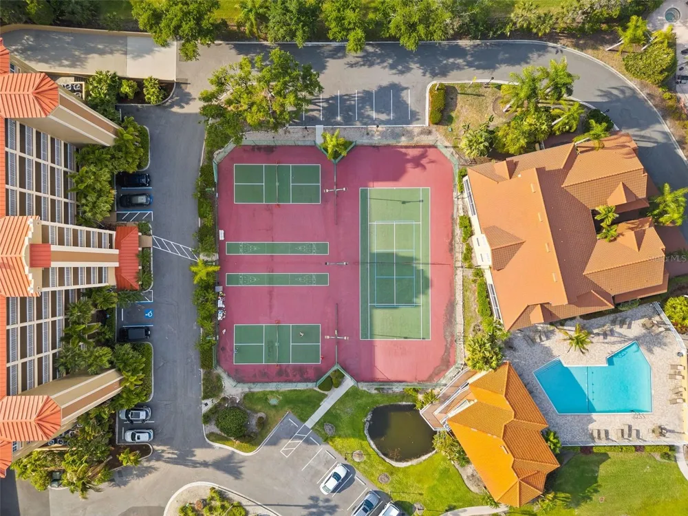 6100 JESSIE HARBOR DRIVE #202 Osprey, FL 34229