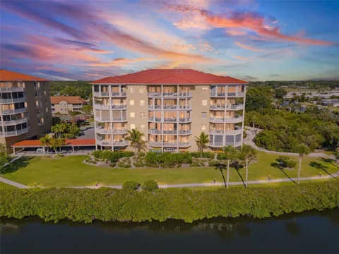 6100 JESSIE HARBOR DRIVE #202