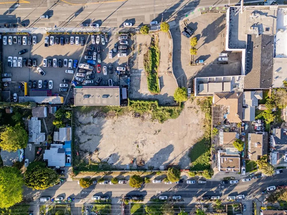 21659 Mission Boulevard Hayward, CA 94541