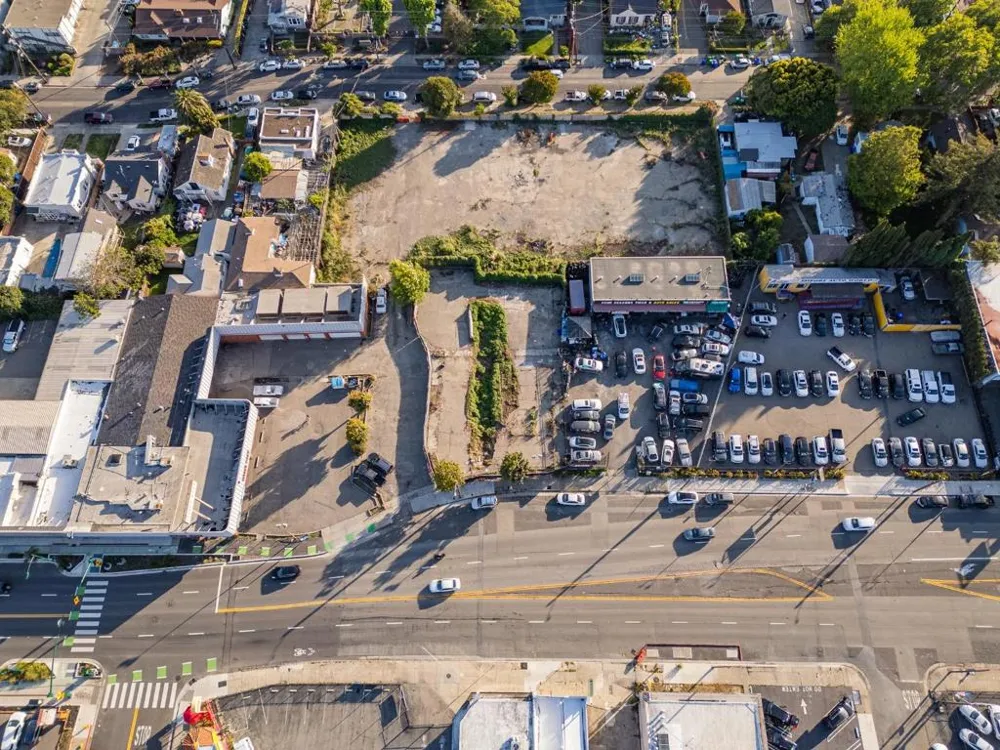 21659 Mission Boulevard Hayward, CA 94541