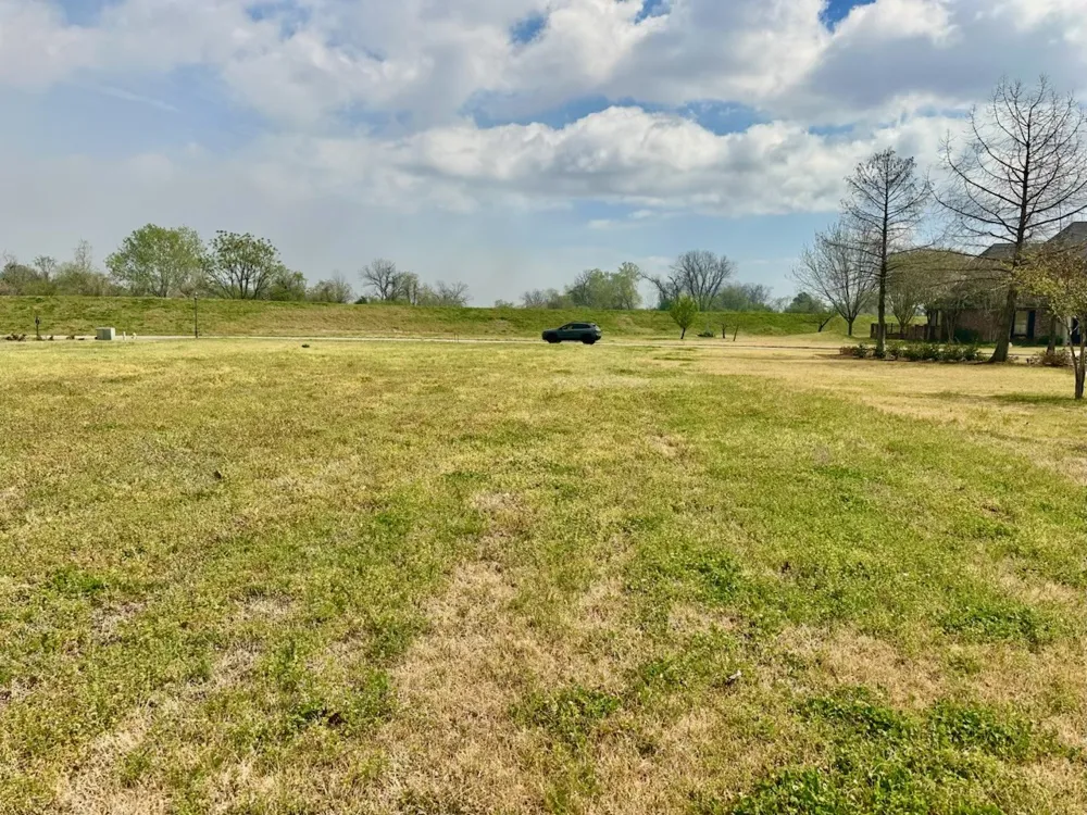 North Beach Drive Bossier City, LA 71111