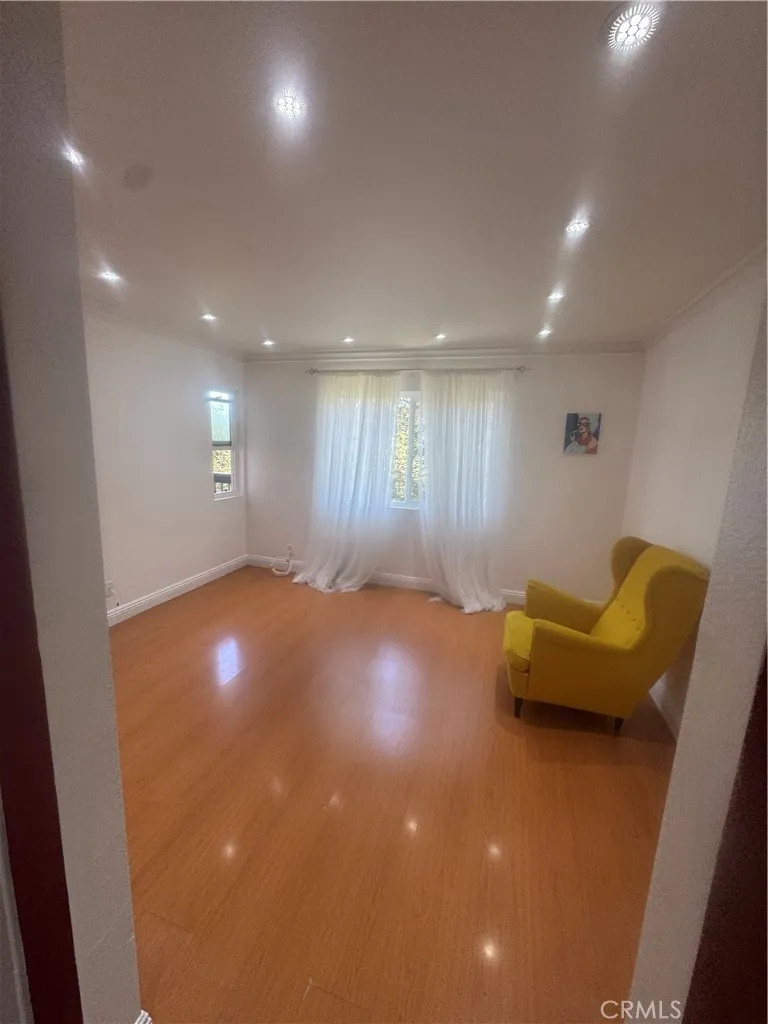 2940 Verdugo unit 206 Glendale, CA 91208