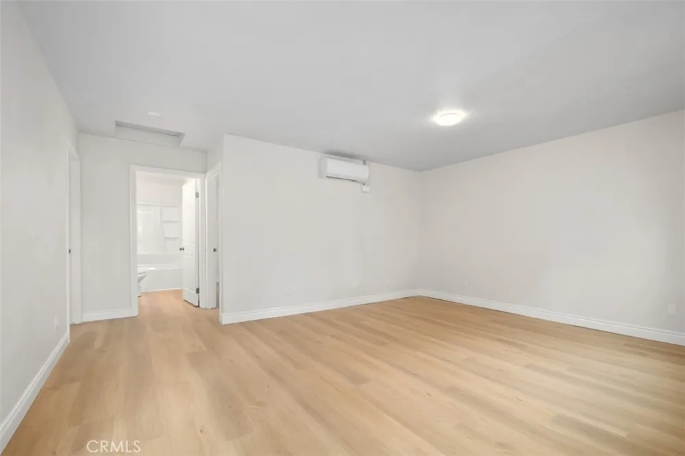 1009 N Parton Santa Ana, CA 92701