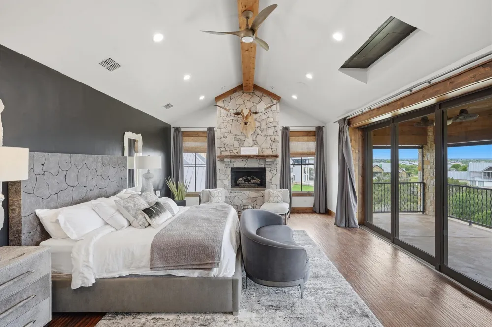 2135 Century Oak Drive Graford, TX 76449