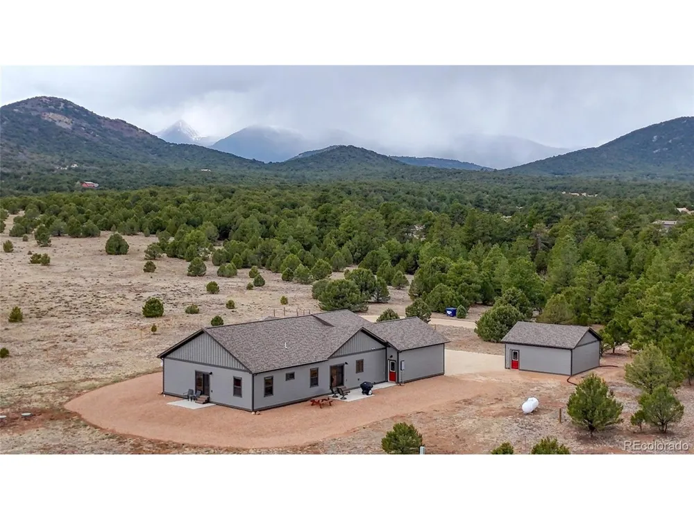 946 Hitching Post Rd Cotopaxi, CO 81223
