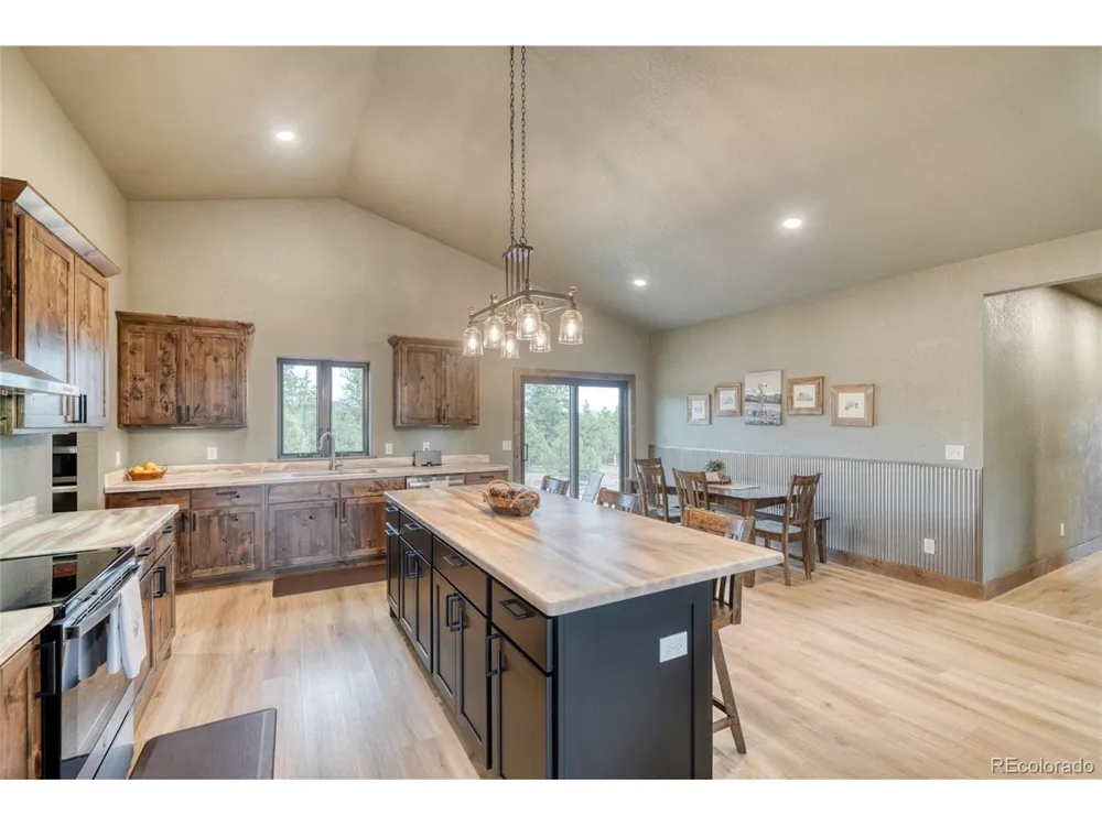 946 Hitching Post Rd Cotopaxi, CO 81223