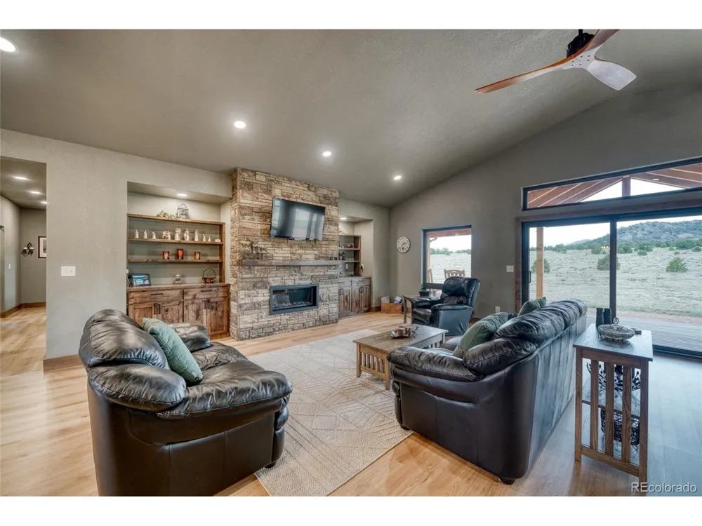 946 Hitching Post Rd Cotopaxi, CO 81223