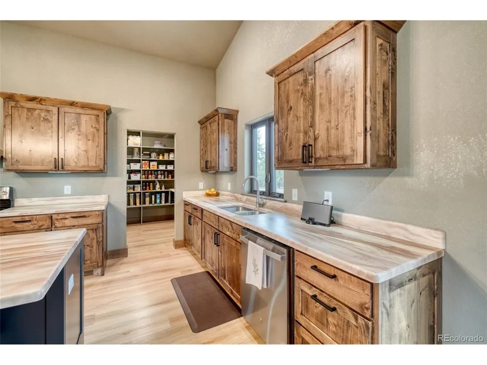 946 Hitching Post Rd Cotopaxi, CO 81223