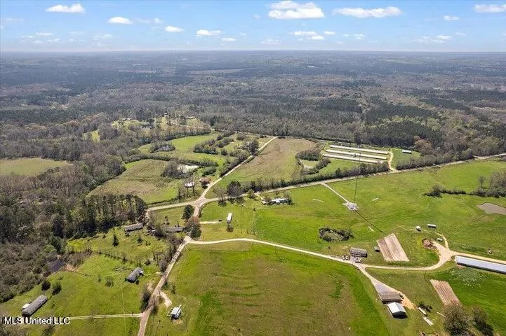 00 Simpson Highway 13 Mendenhall, MS 39114