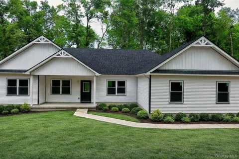 12 Tamarack Drive