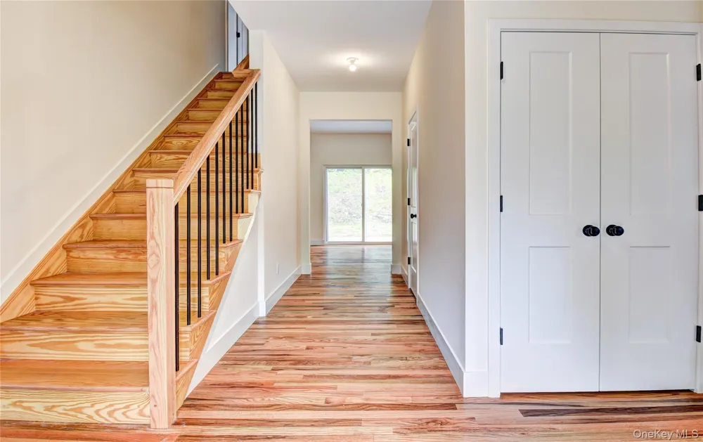 16 Black Gum Court Newburgh, NY 12550