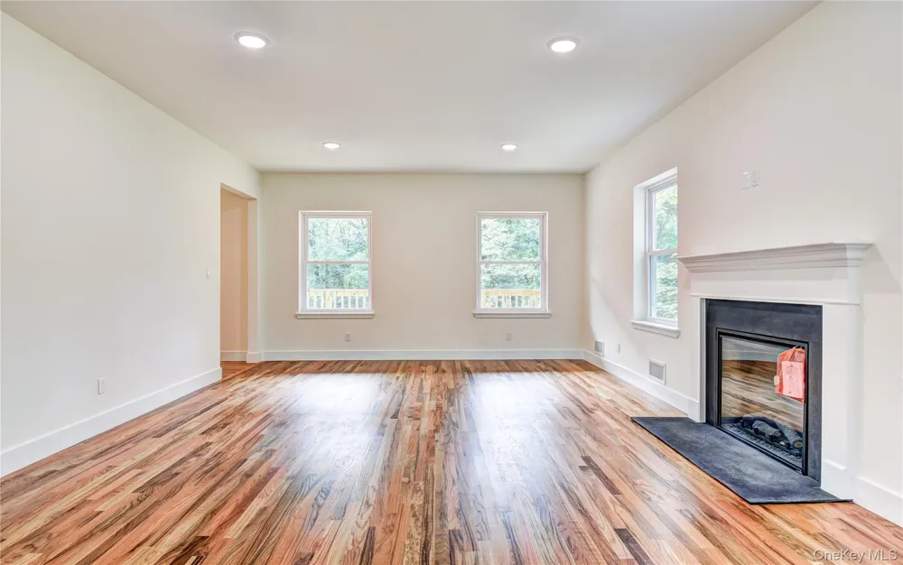 16 Black Gum Court Newburgh, NY 12550