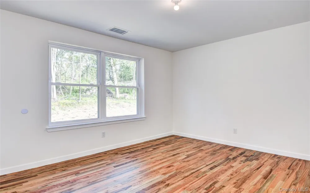 16 Black Gum Court Newburgh, NY 12550